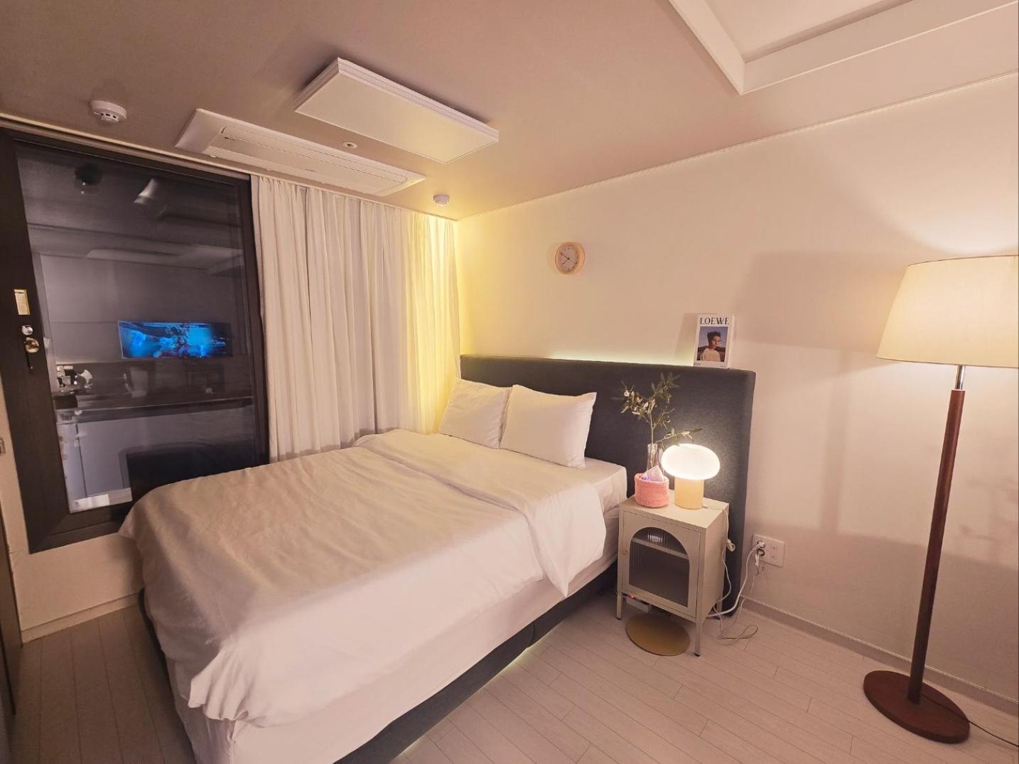 Dongseongro Dsr&U Hotel Room Daegu Esterno foto