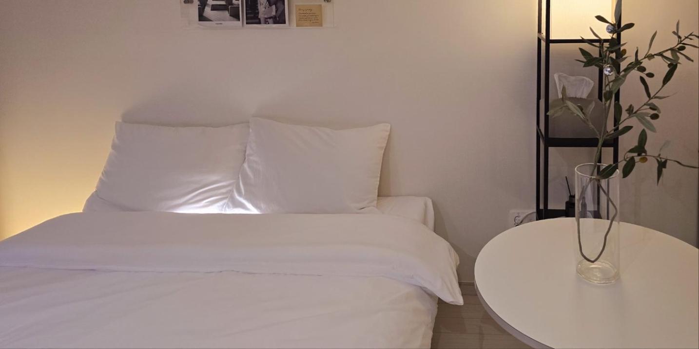 Dongseongro Dsr&U Hotel Room Daegu Esterno foto
